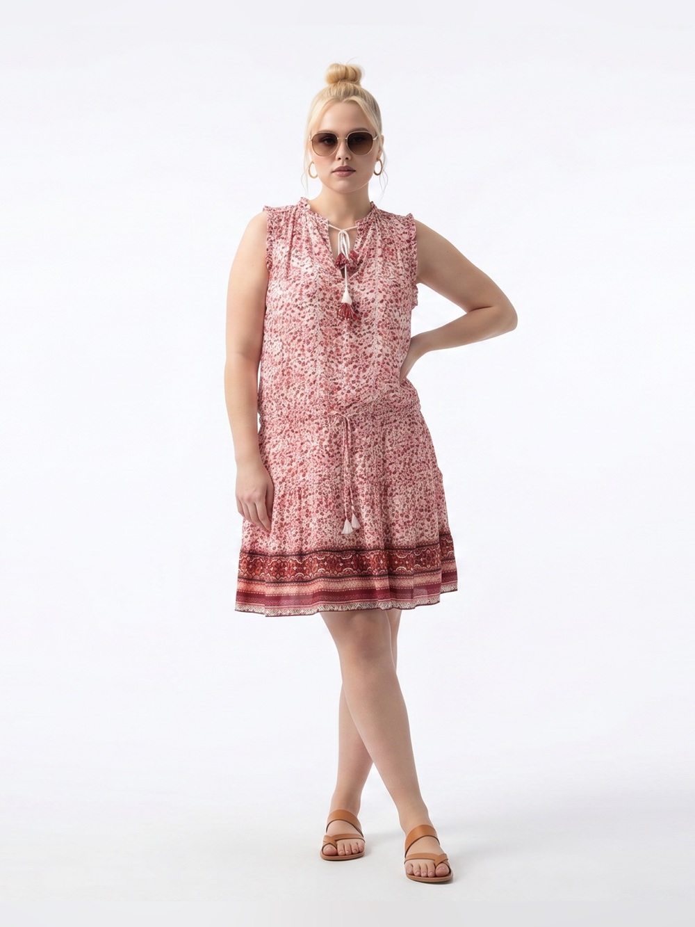 Esqualo dress - Picture 1 of 15